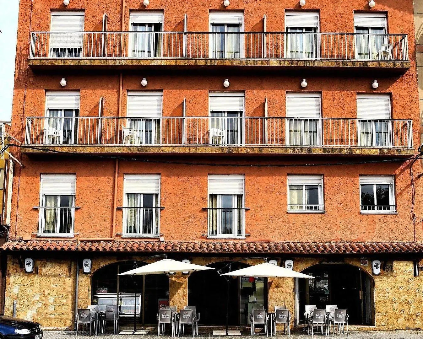 Guest house Hostal Isabel Blanes Spain