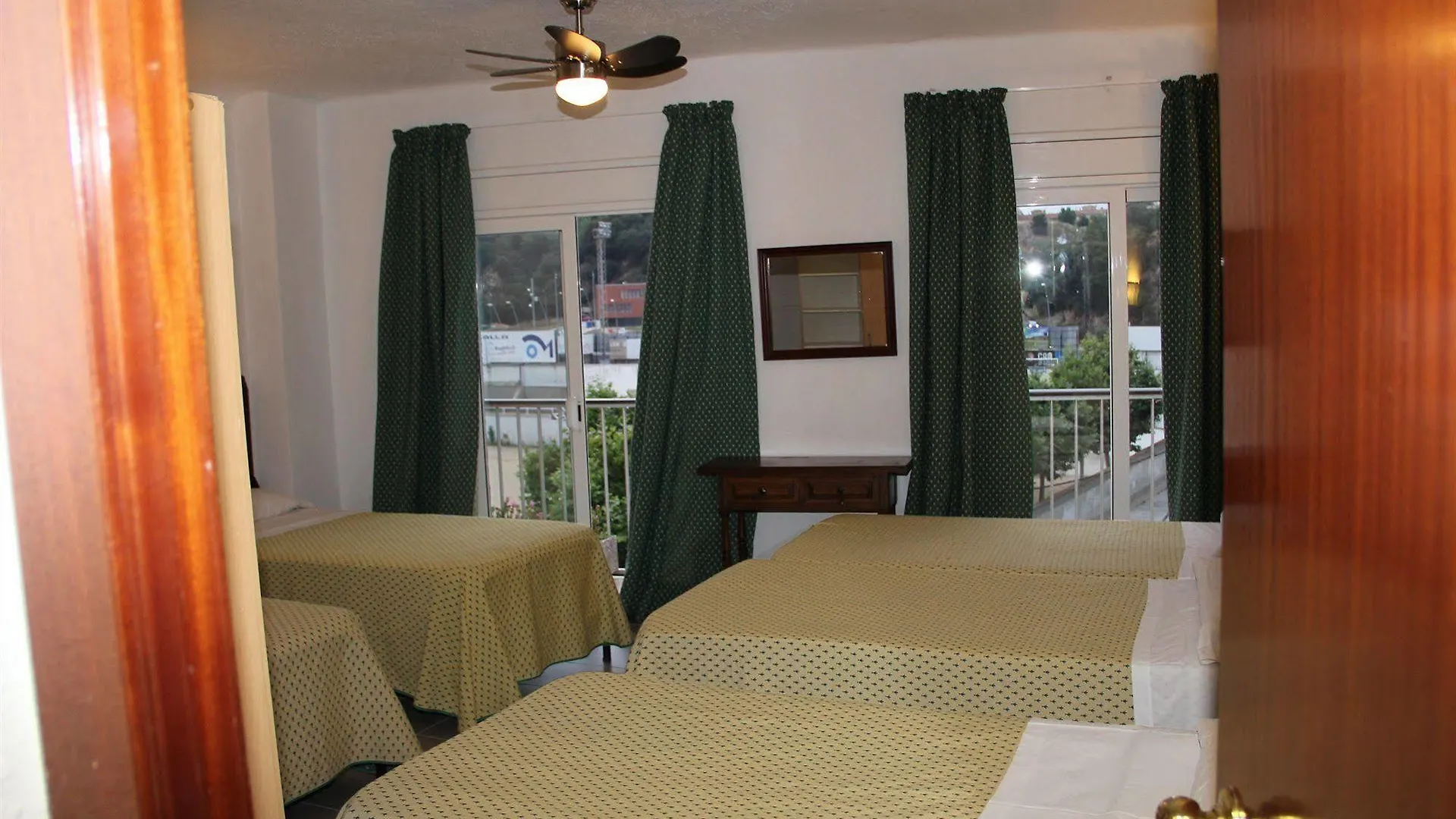 Hostal Isabel Blanes Hiszpania